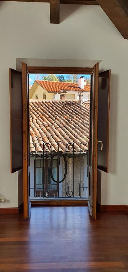 Ferienwohnung Cal Tranquil Camprodon, Acollidor Atic Al Centre Exterior foto