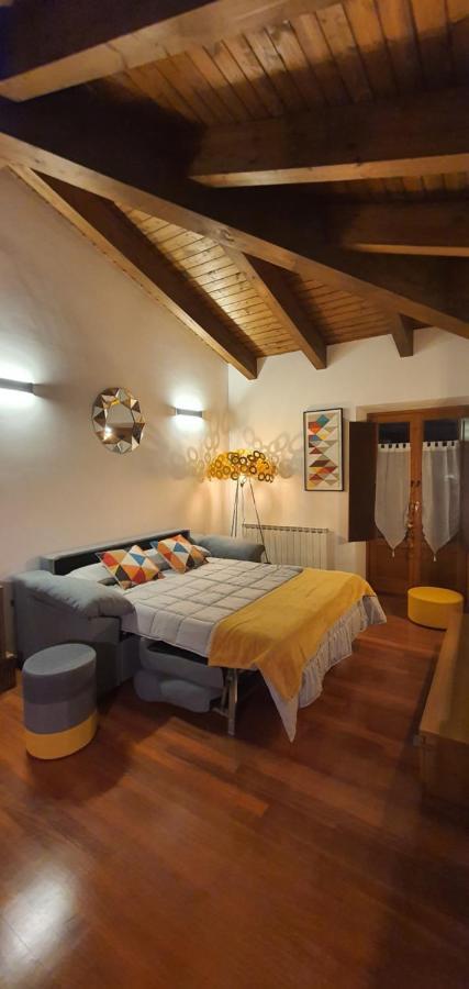 Ferienwohnung Cal Tranquil Camprodon, Acollidor Atic Al Centre Exterior foto